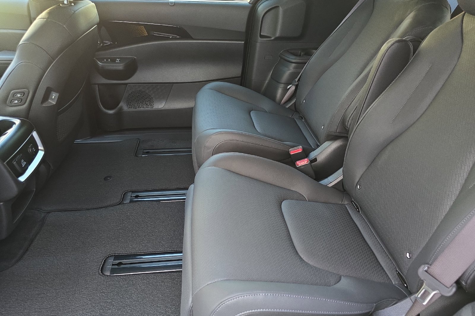 New 2026 Kia Carnival SX Prestige image 8