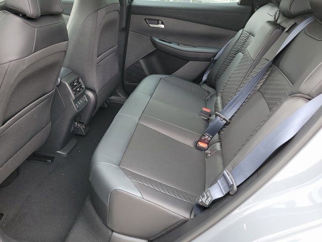 New 2026 Nissan Leaf Platinum+ w/ Cargo Package (Platinum+) image 10