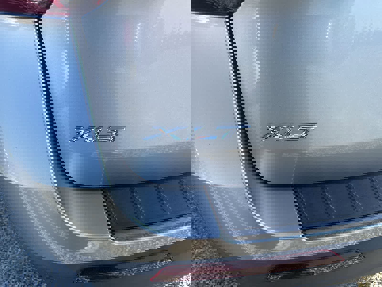 Used 2021 Ford Explorer XLT w/ Equipment Group 202A image 13