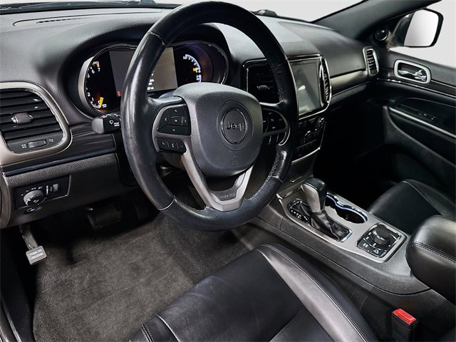 Used 2021 Jeep Grand Cherokee Limited w/ Trailer Tow Group IV image 16