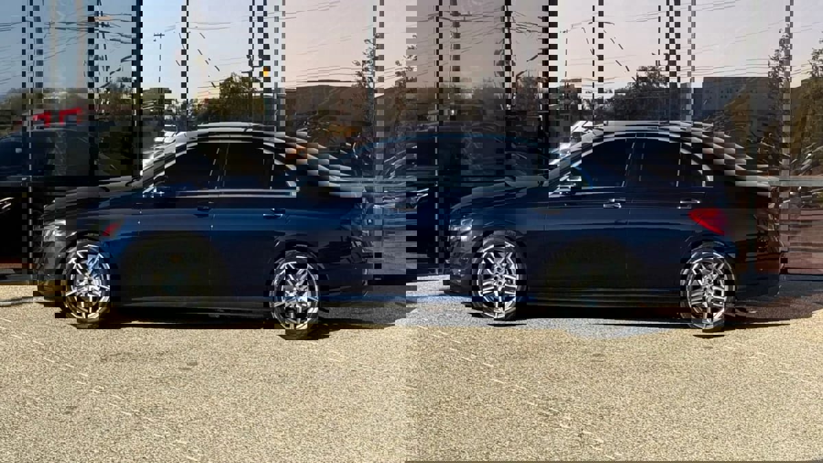 Used 2018 Mercedes-Benz E 300 image 5