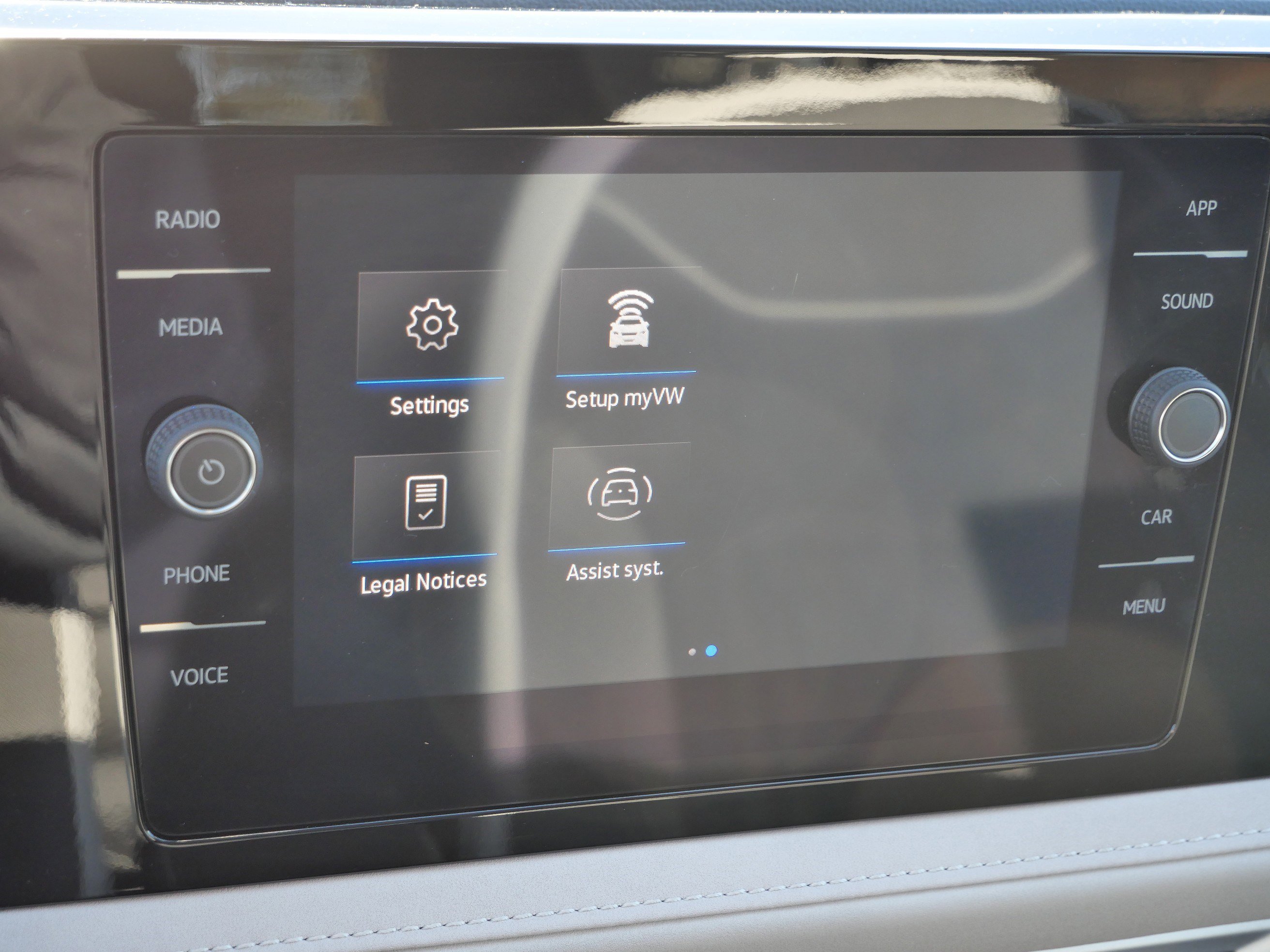 Certified 2025 Volkswagen Taos SE image 31