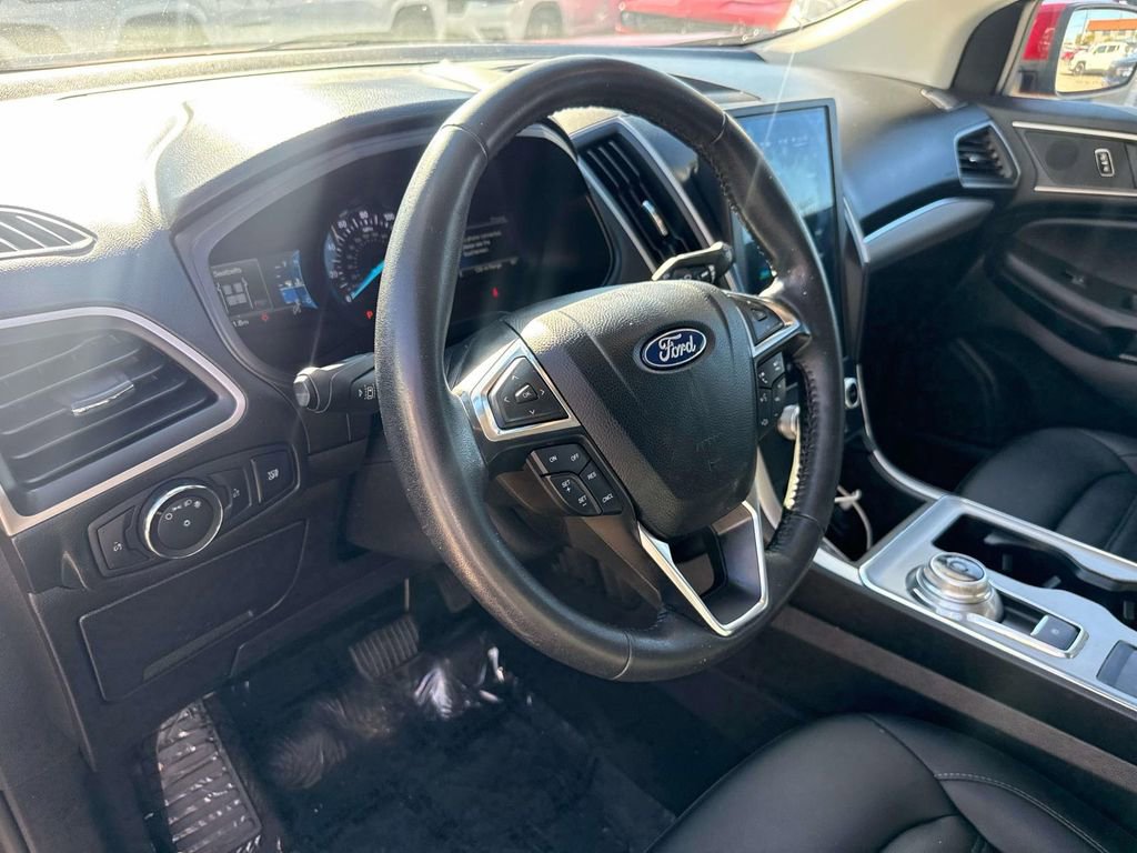 Used 2022 Ford Edge SEL image 22
