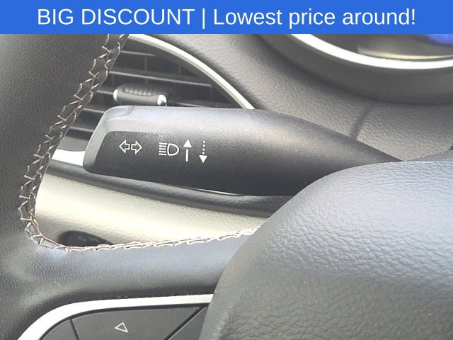 Used 2022 Chrysler Pacifica Touring-L FWD image 46