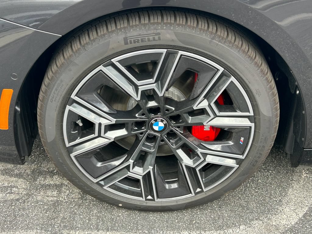 New 2027 BMW i5 eDrive40 w/ Executive Package AWD/4WD image 9