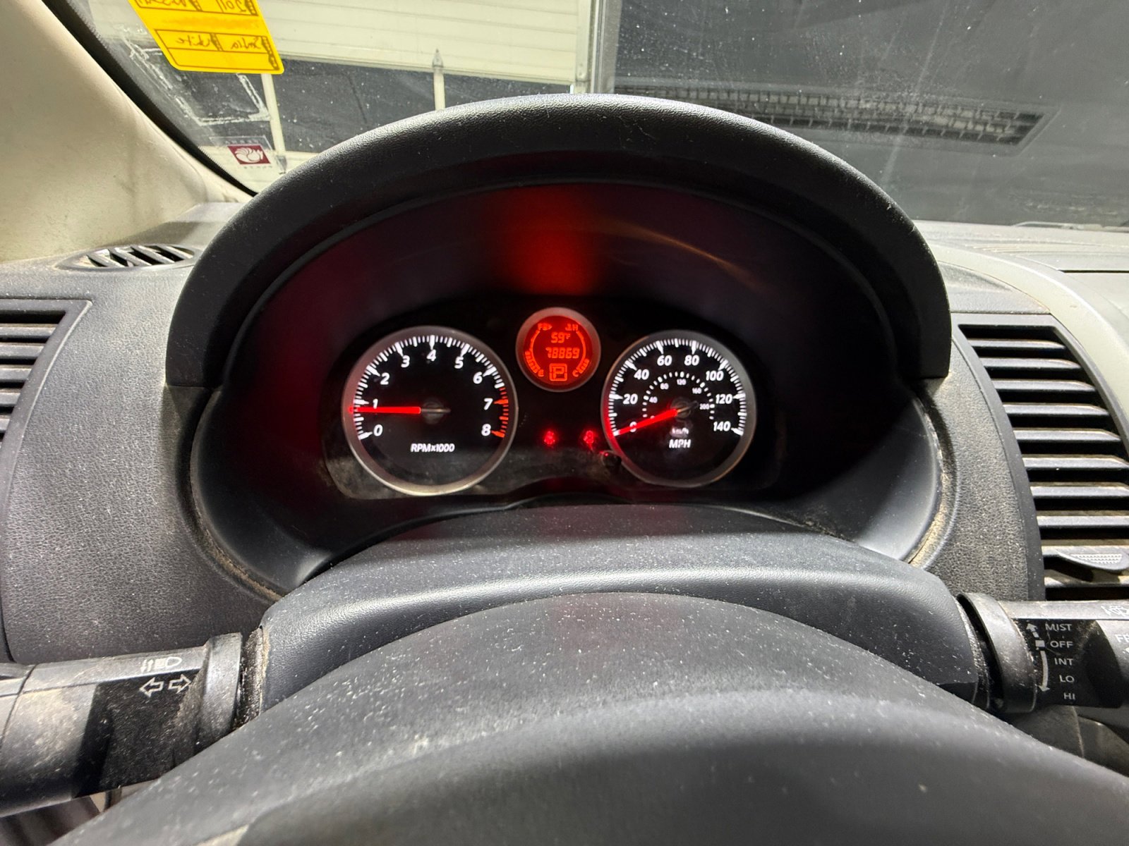 Used 2011 Nissan Sentra 2.0 SR w/ Convenience Pkg image 10