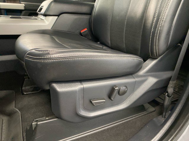 Used 2022 Ford F250 Lariat w/ Black Appearance Package image 20