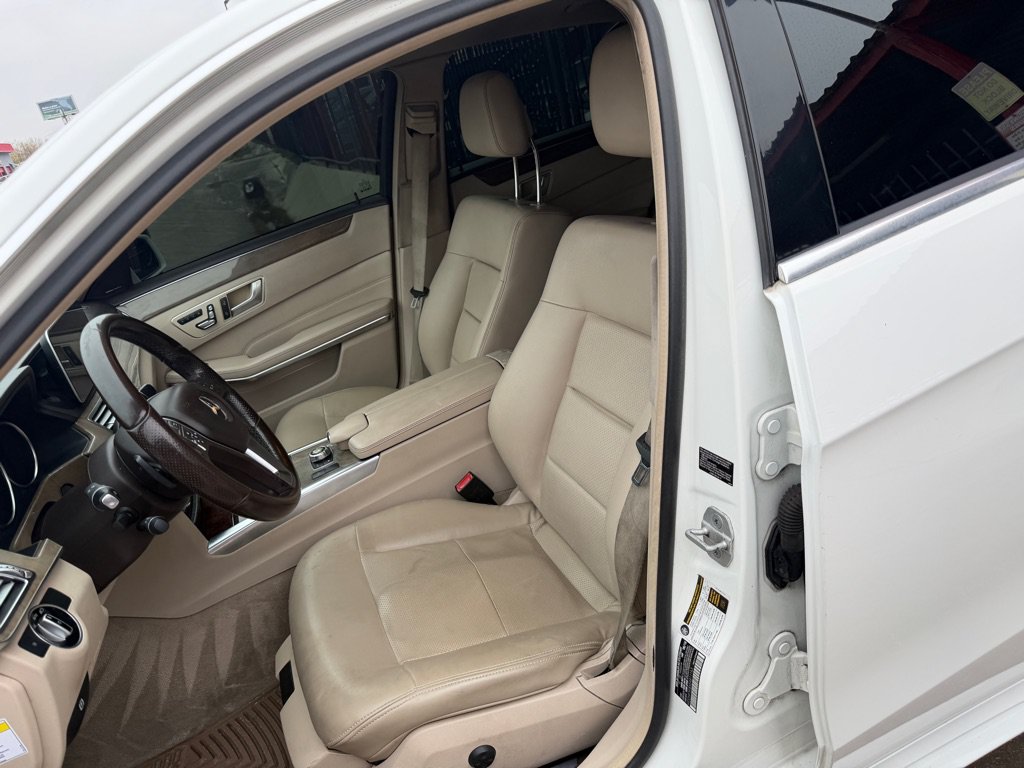 Used 2014 Mercedes-Benz E 350 Sedan image 16