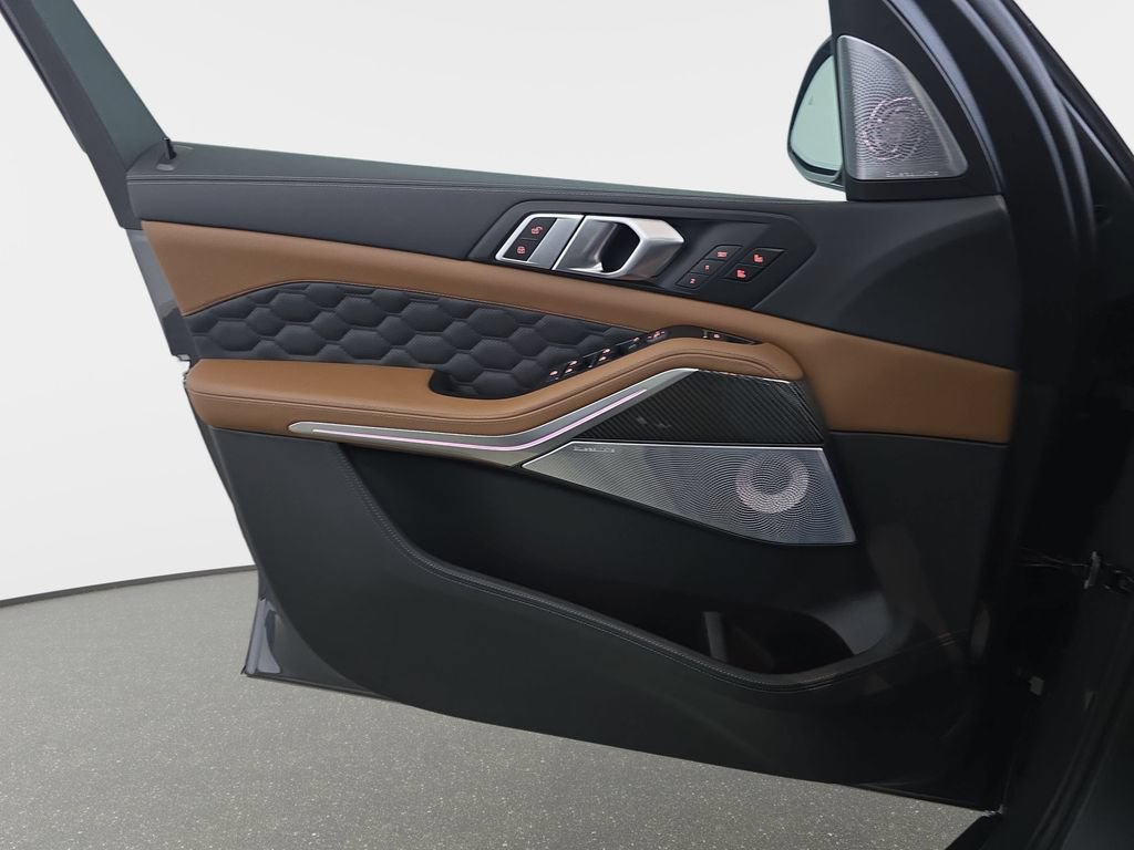 New 2026 BMW X5 M Competition w/ Executive Package AWD/4WD image 26