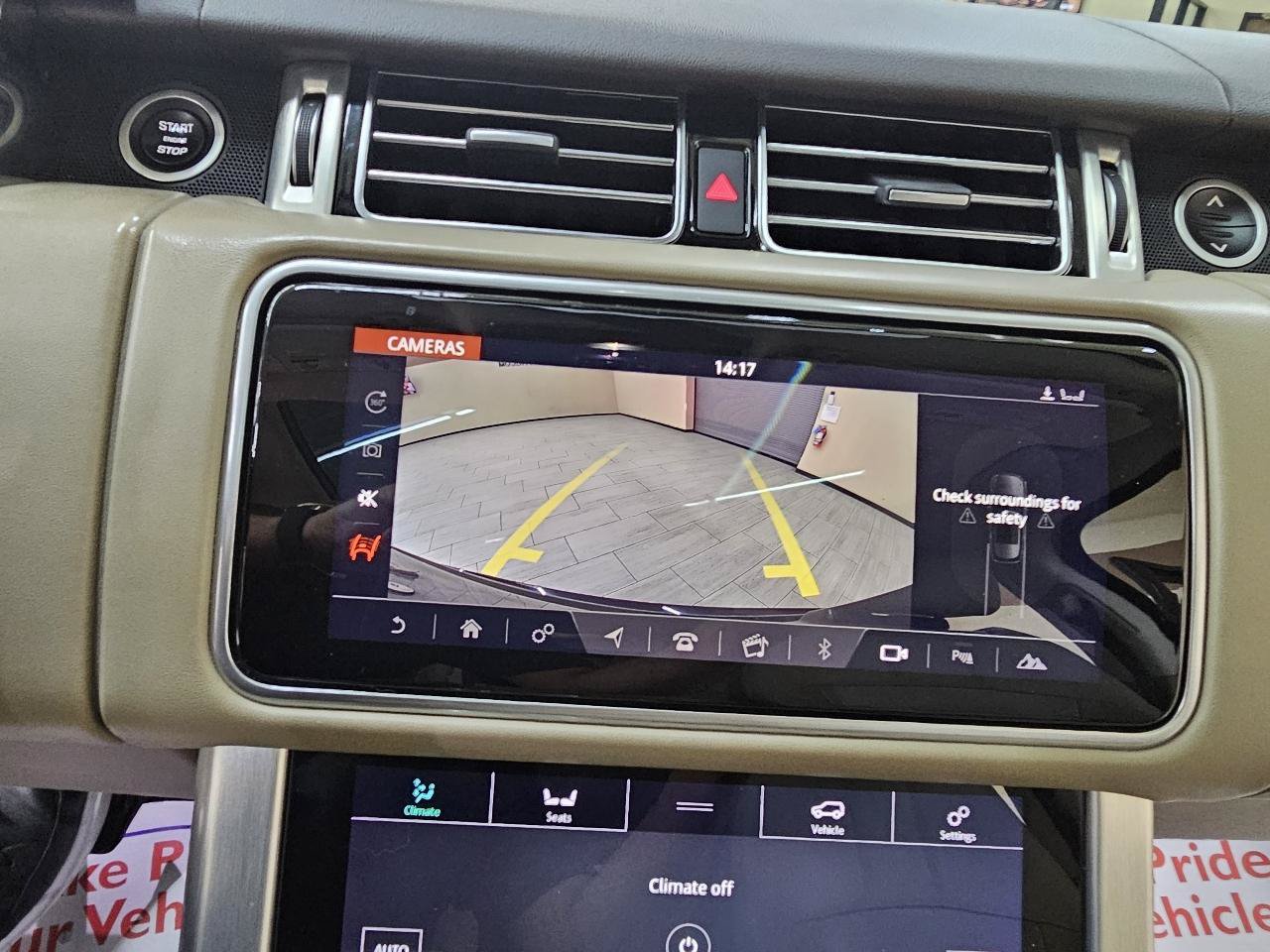 Used 2018 Land Rover Range Rover HSE AWD/4WD image 33