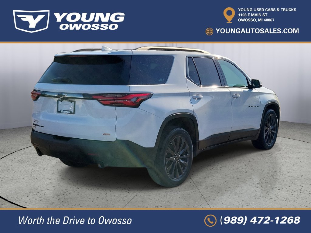 Used 2024 Chevrolet Traverse RS w/ LPO, Floor Liner Package AWD/4WD image 3