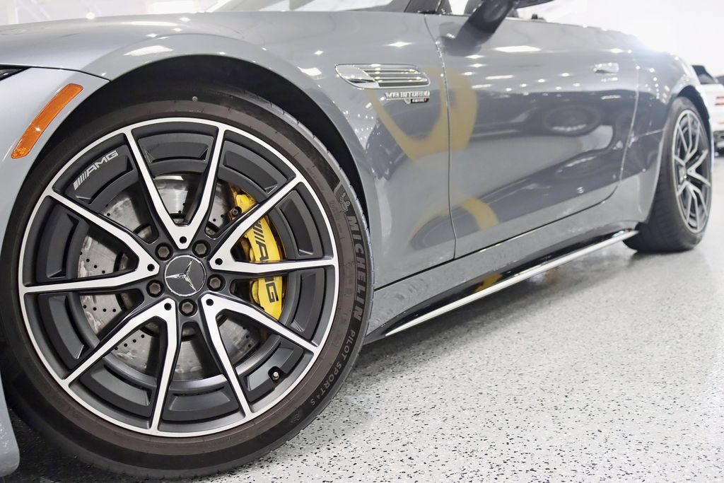 Used 2023 Mercedes-Benz SL 63 AMG 4MATIC image 5