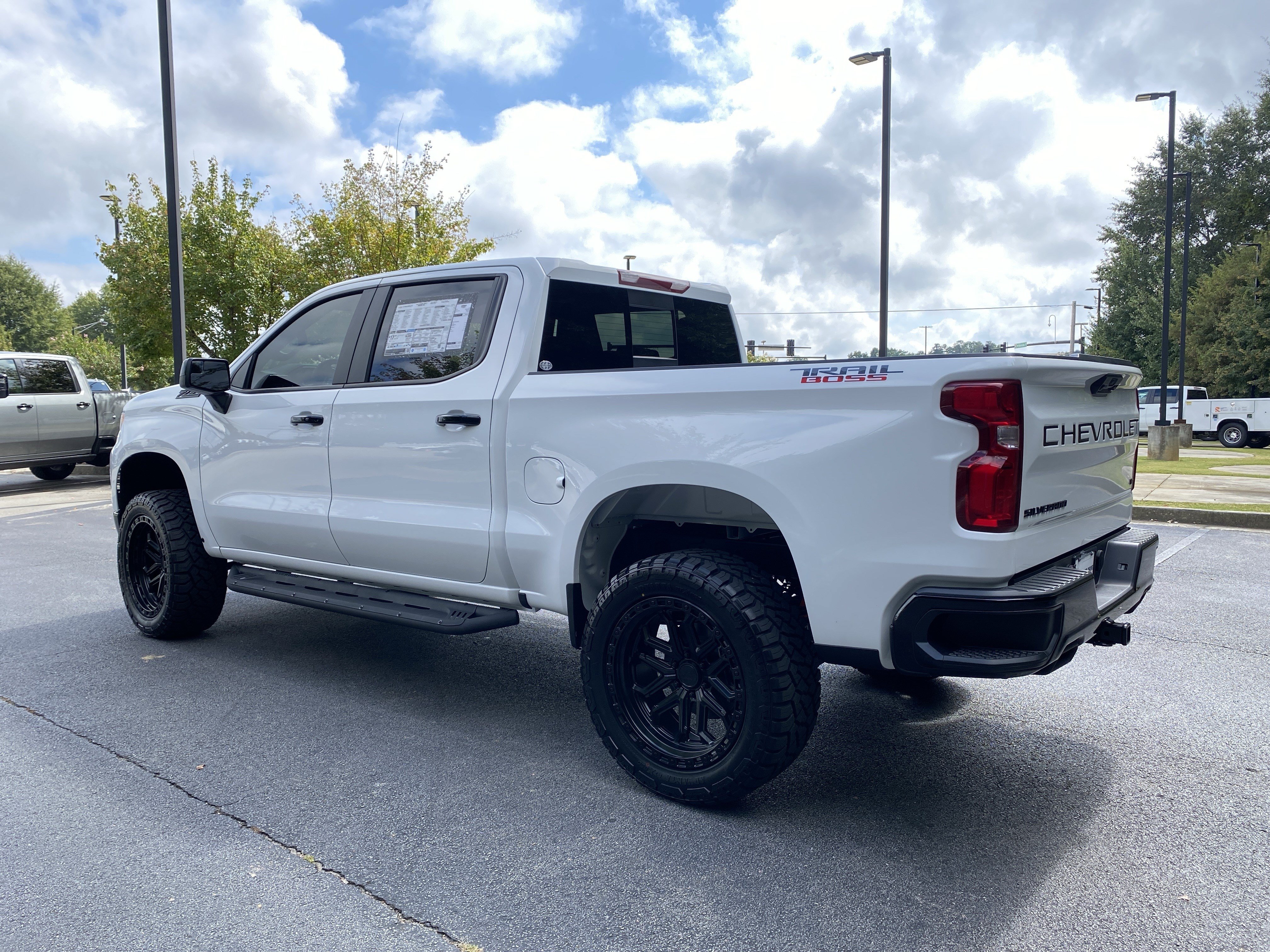 New 2026 Chevrolet Silverado 1500 LT Trail Boss w/ Convenience Package II AWD/4WD image 7