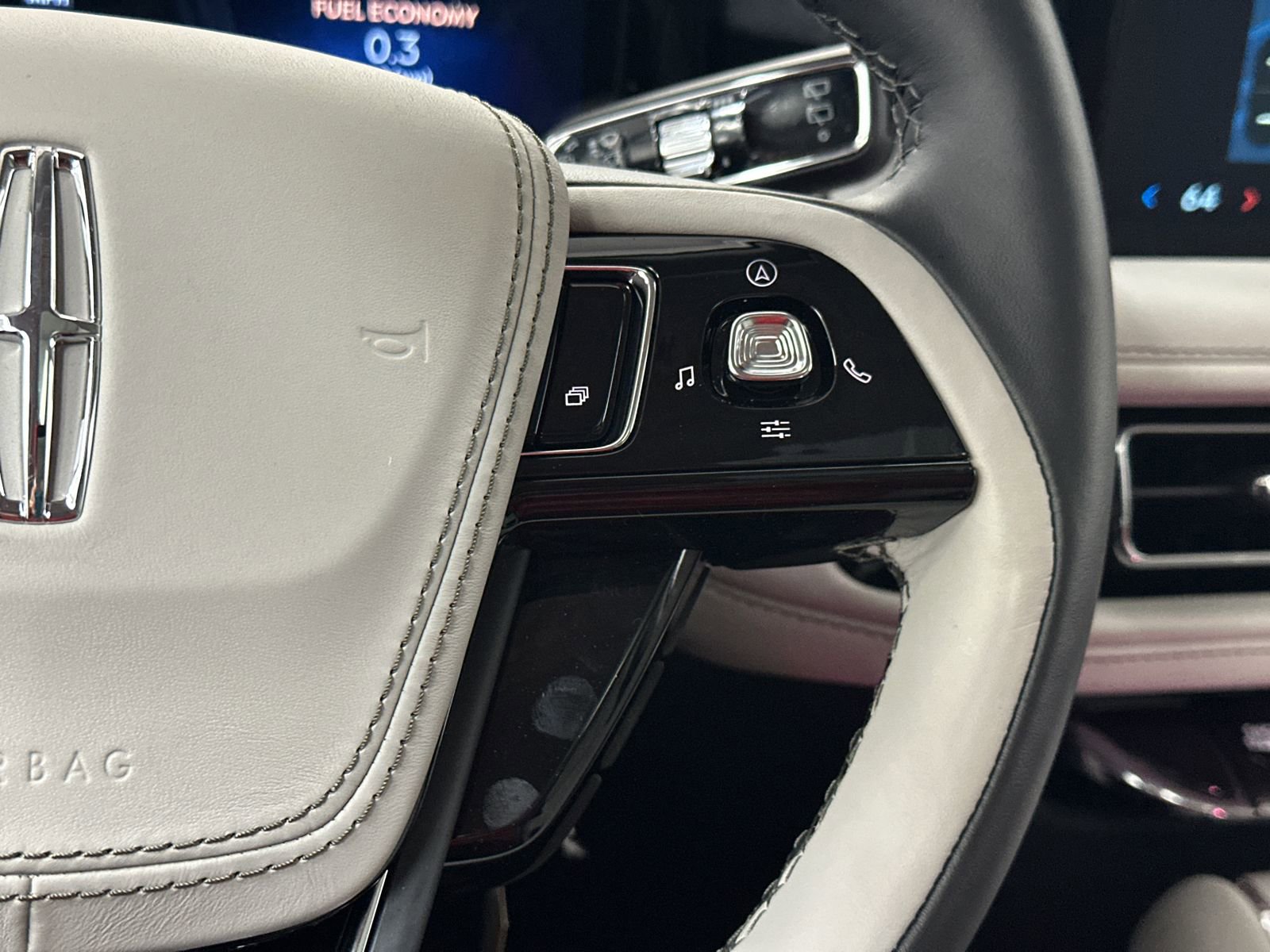 New 2026 Lincoln Aviator Reserve image 28