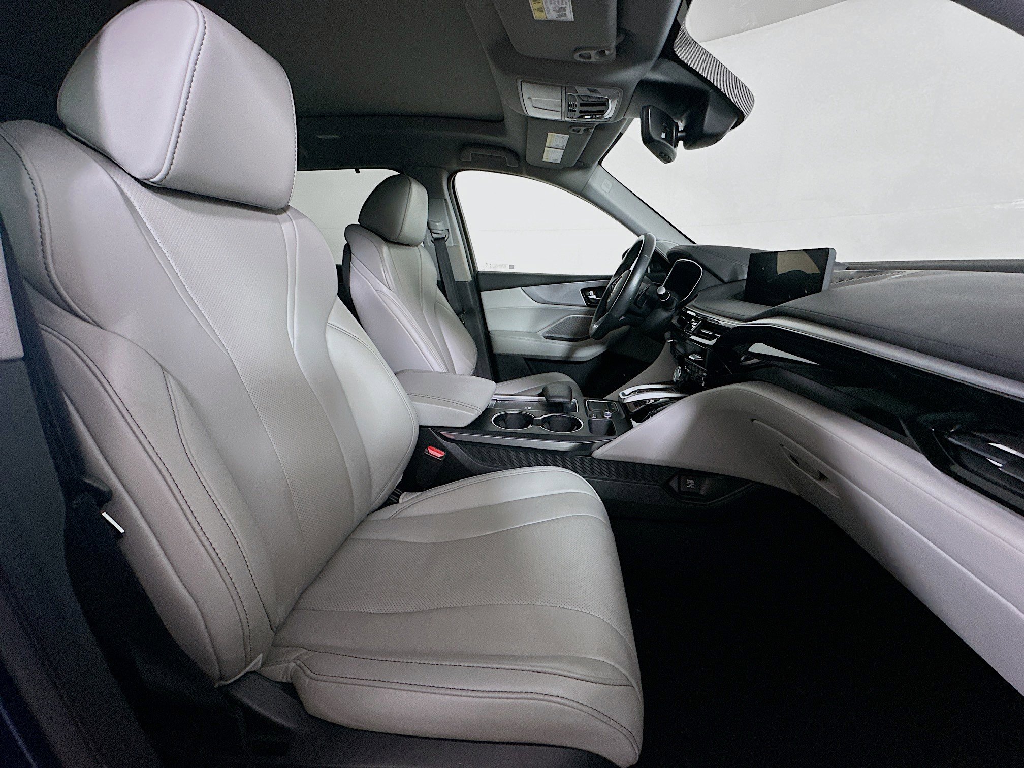 Used 2023 Acura MDX SH-AWD w/ Technology Package image 34