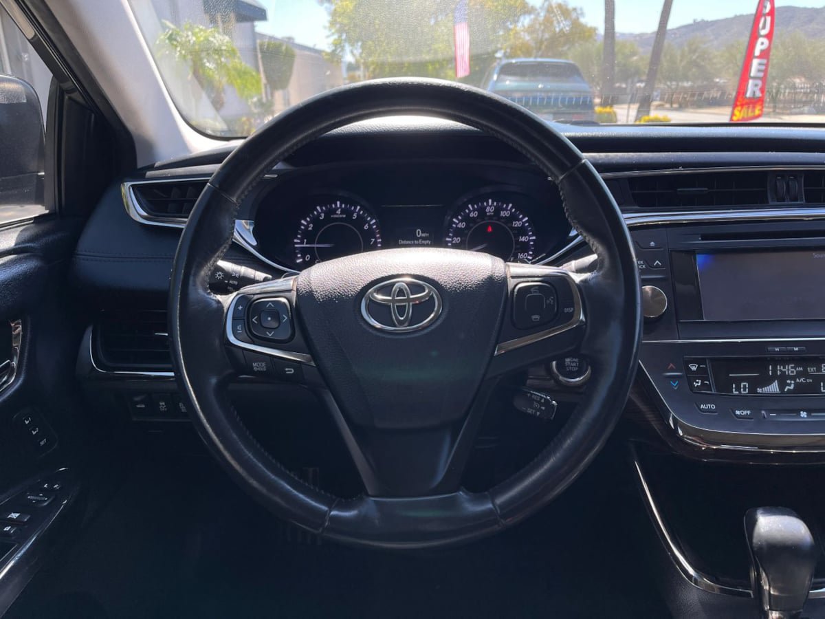 Used 2014 Toyota Avalon XLE Touring FWD image 13