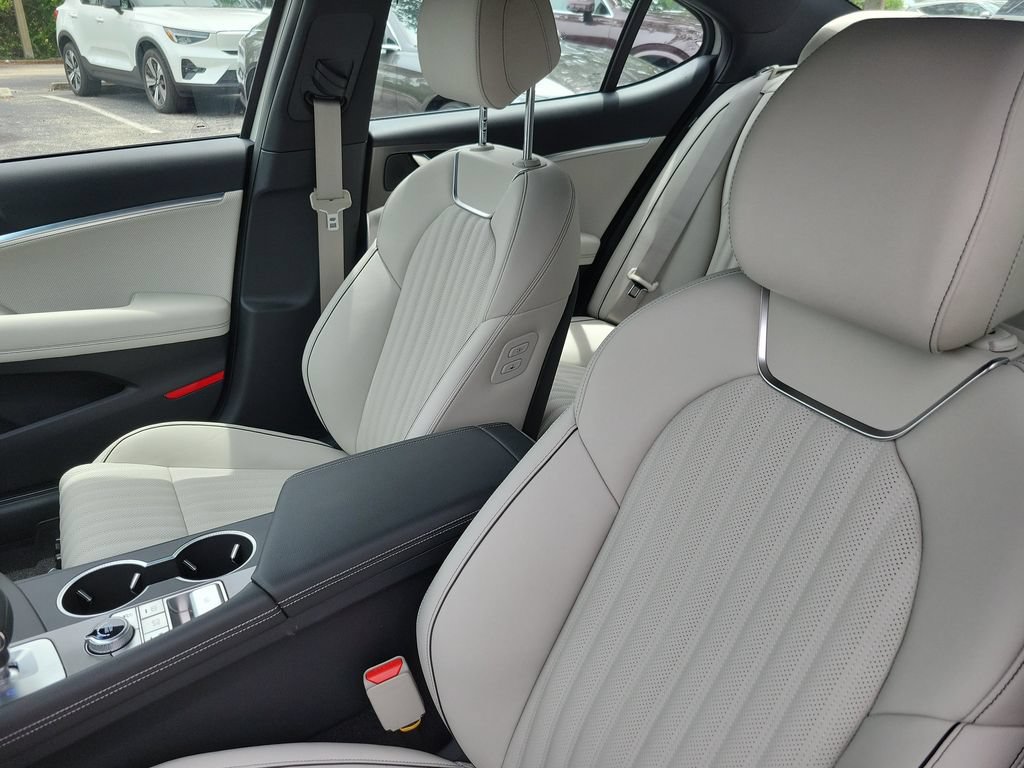 New 2026 Genesis G70 3.3T Sport Prestige RWD image 11
