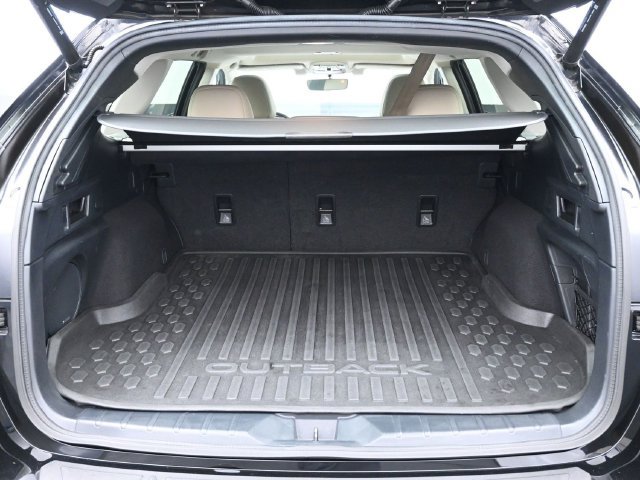 Used 2020 Subaru Outback Limited AWD/4WD image 34