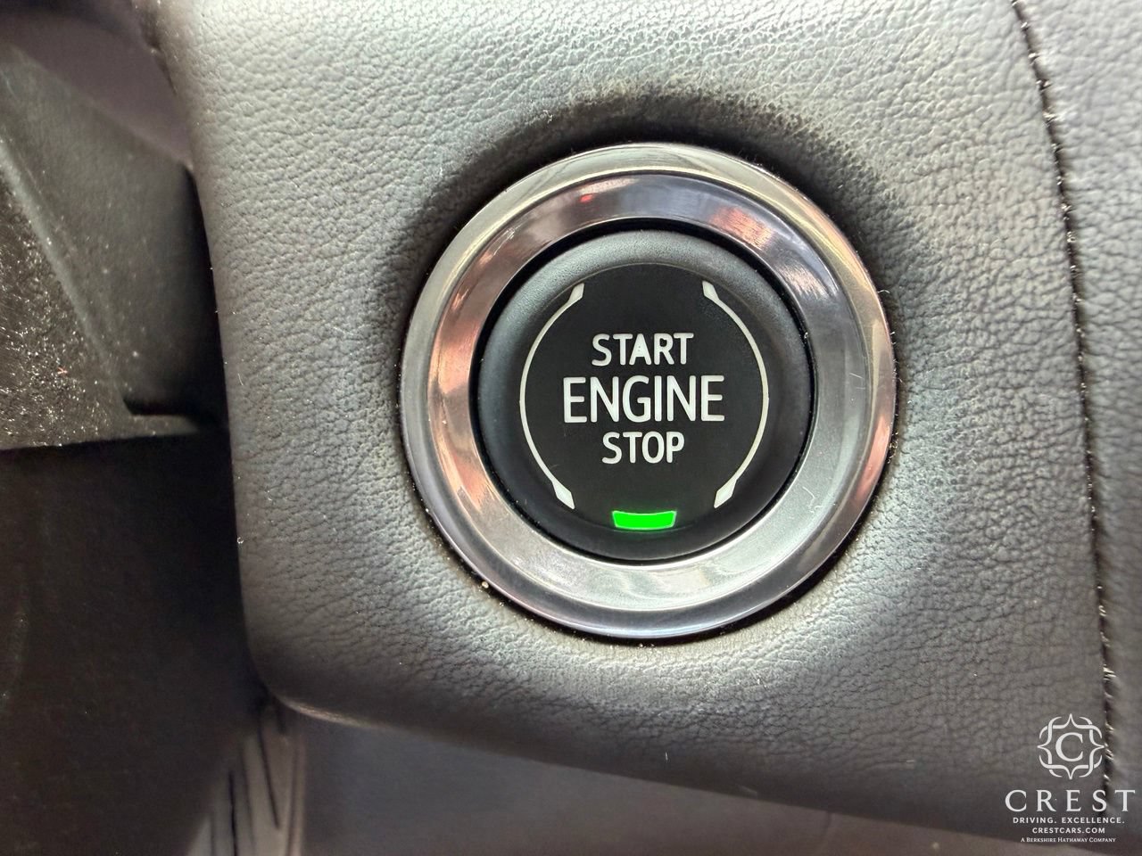 Used 2023 Chevrolet Suburban LT RWD image 24