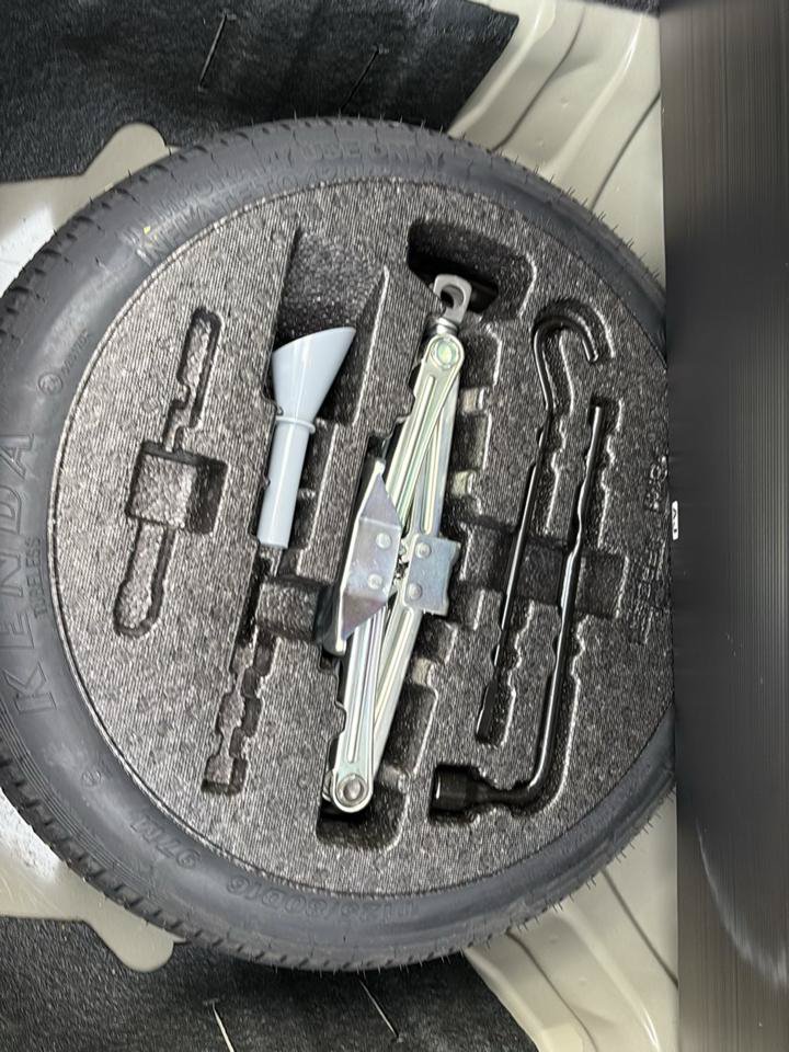 Used 2018 Honda Civic EX-T image 17