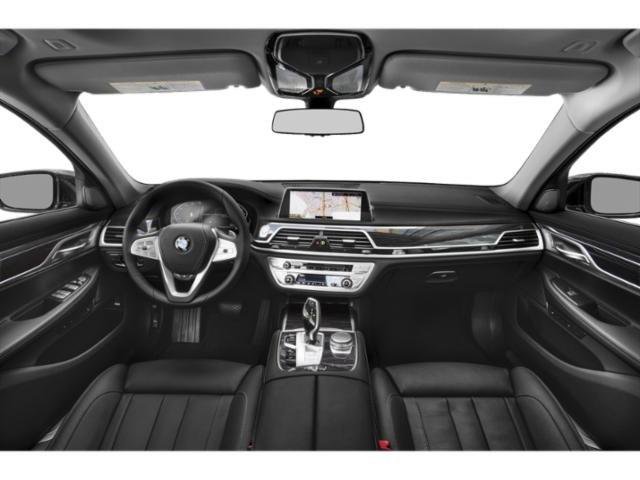 Used 2021 BMW 740i w/ Premium Package image 11