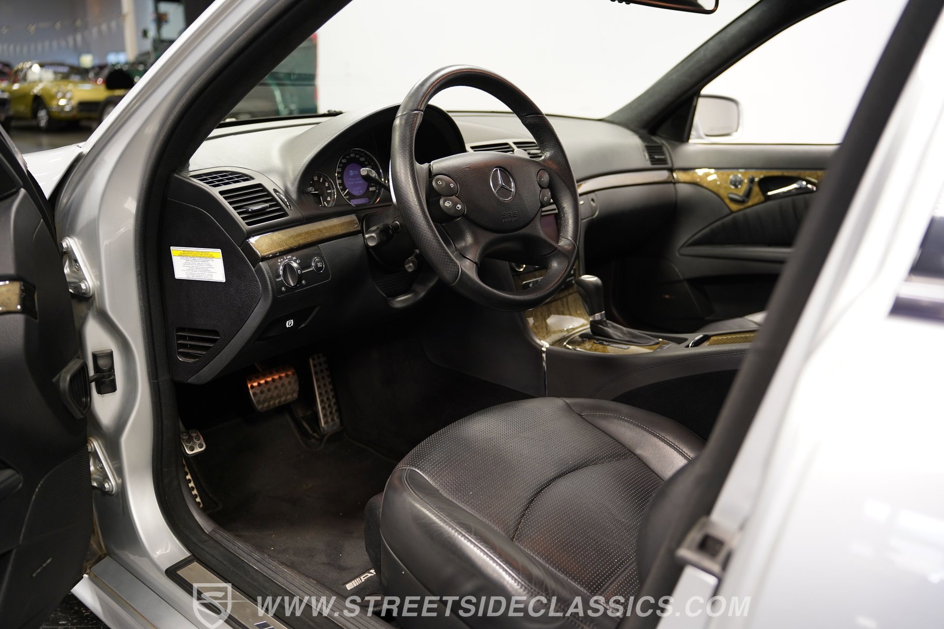 Used 2007 Mercedes-Benz E 63 AMG Sedan image 4