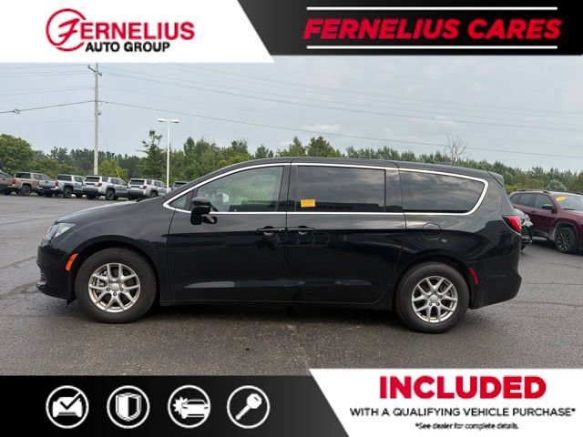 Used 2026 Chrysler Voyager LX FWD image 4