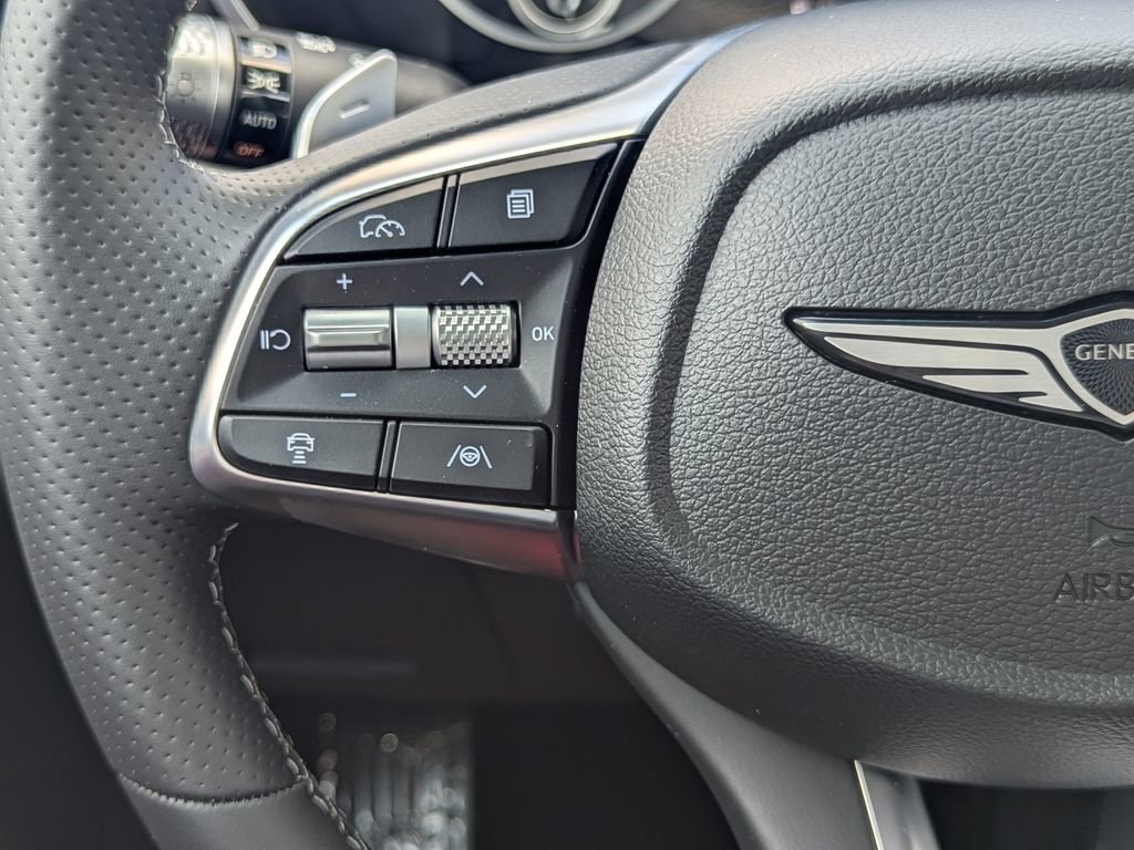 Used 2026 Genesis G70 2.5T image 16