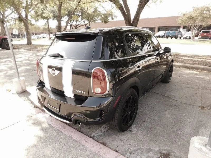 Used 2012 MINI Cooper Countryman S image 2