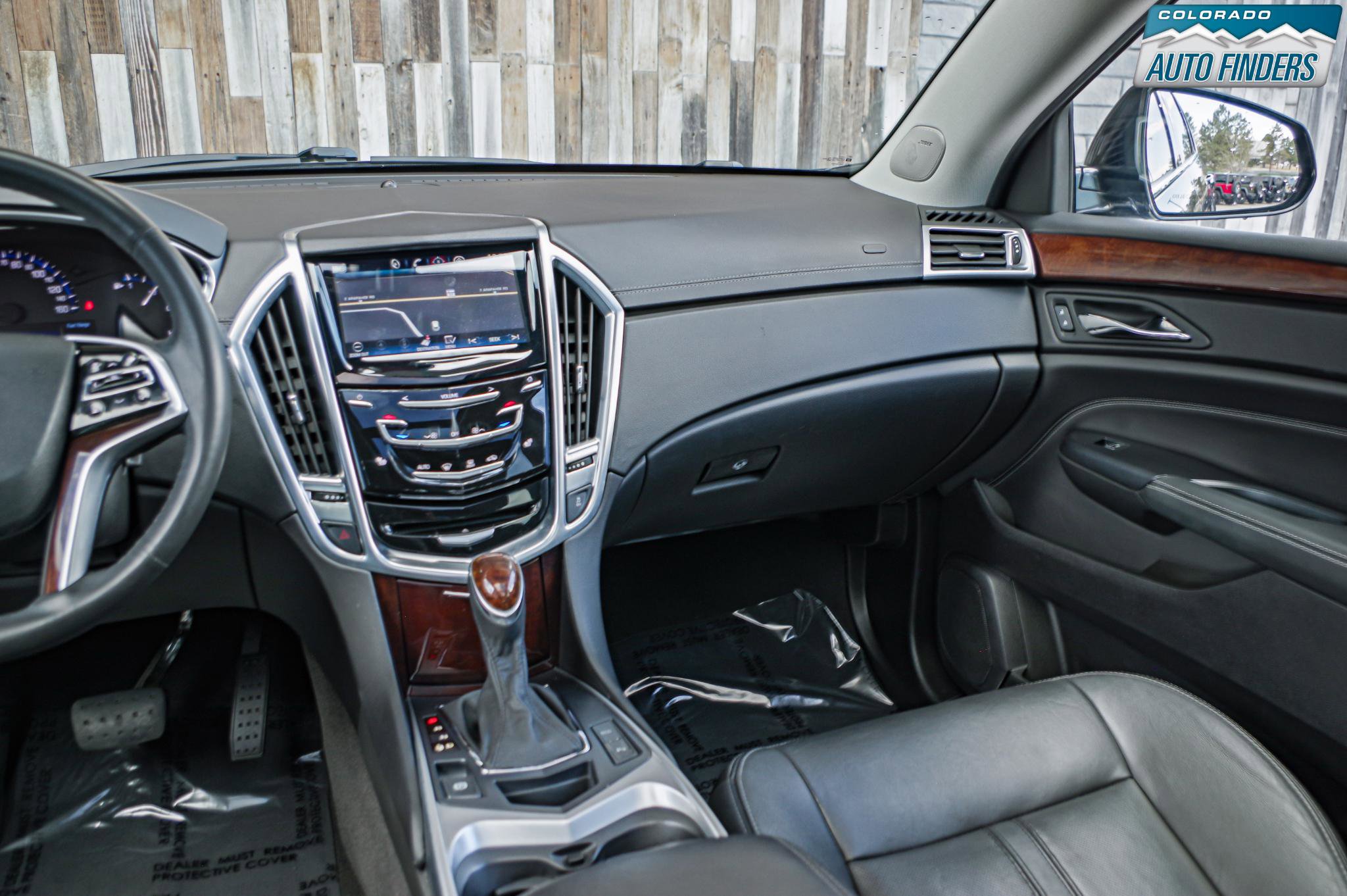 Used 2015 Cadillac SRX Luxury image 17