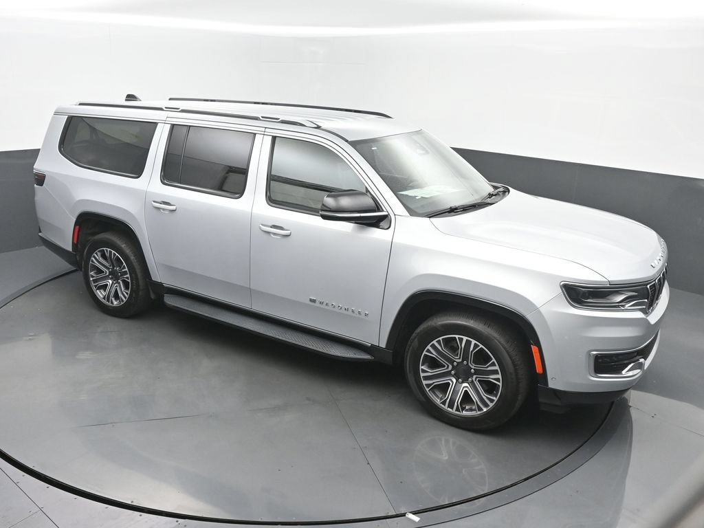 Used 2024 Jeep Wagoneer L Series II w/ Flexible Seating Group AWD/4WD image 48