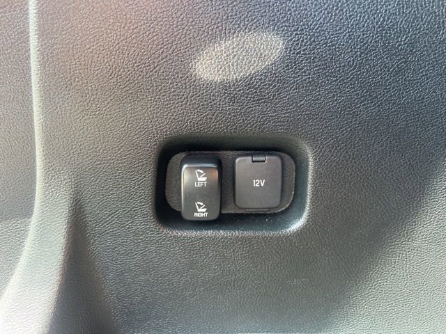 Used 2023 Ford Edge SEL w/ Convenience Package AWD/4WD image 17
