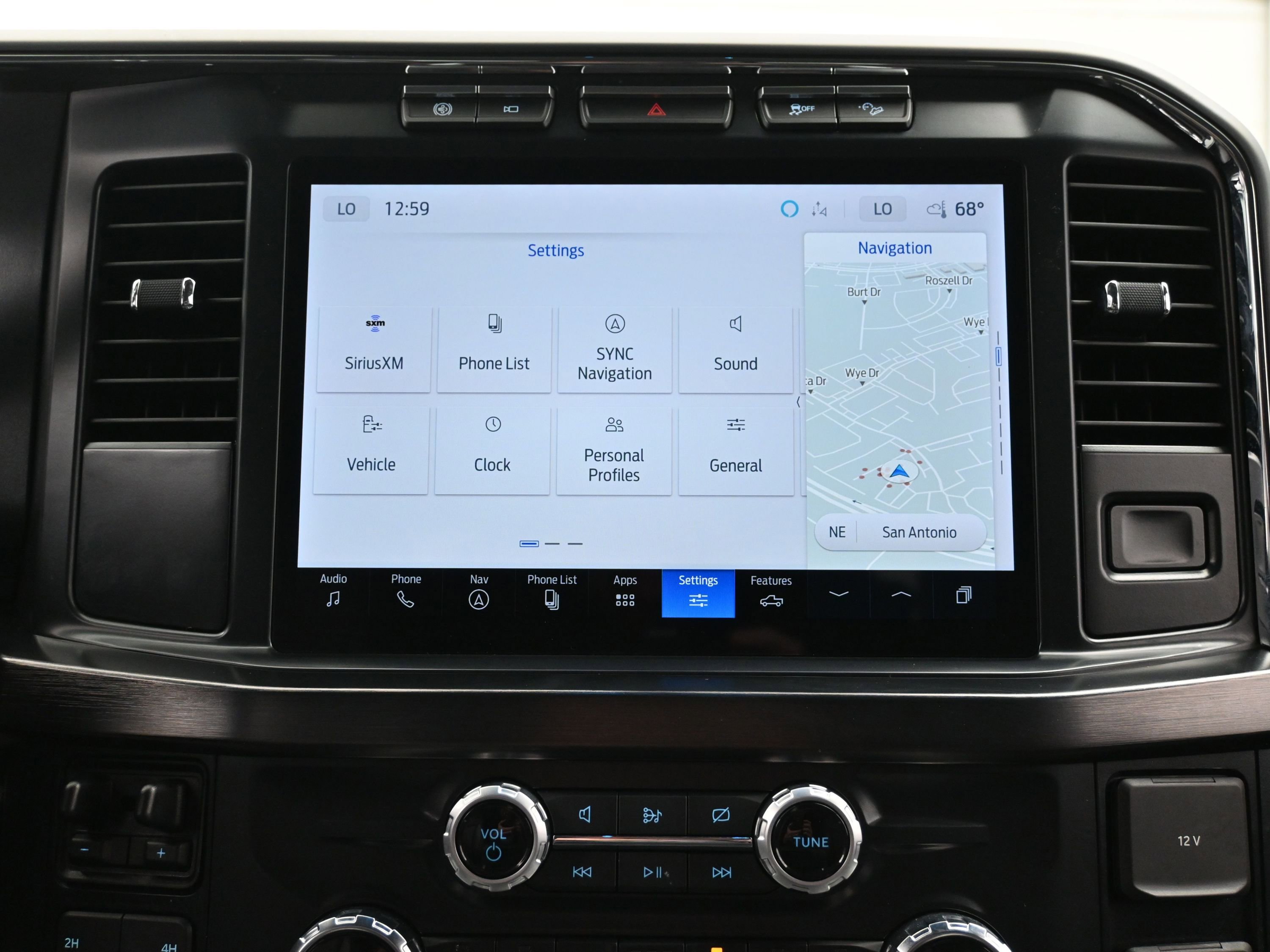 Used 2024 Ford F250 Lariat w/ Sport Appearance Package image 33