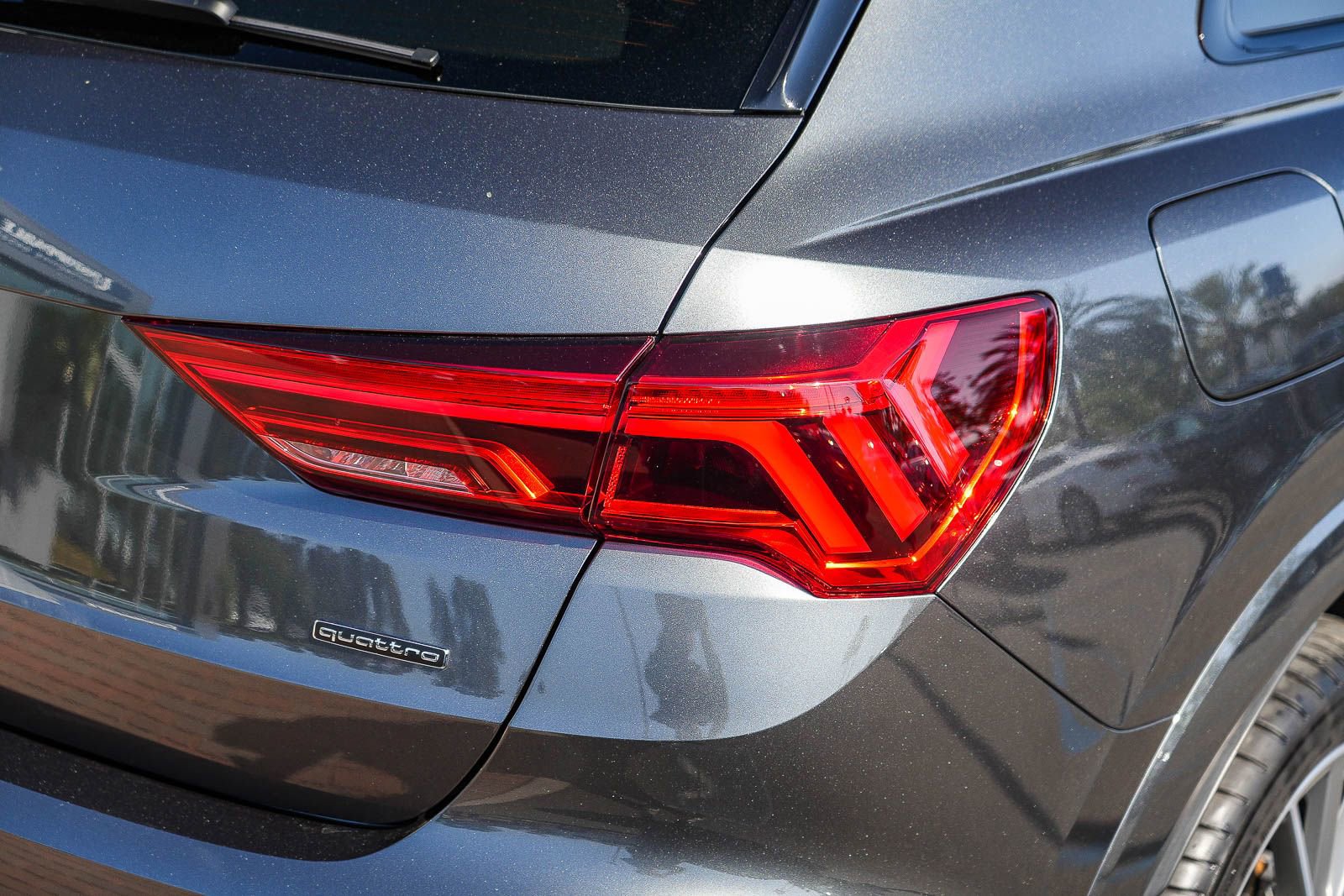 Certified 2025 Audi Q3 2.0T Premium Plus w/ Premium Plus Package AWD/4WD image 11