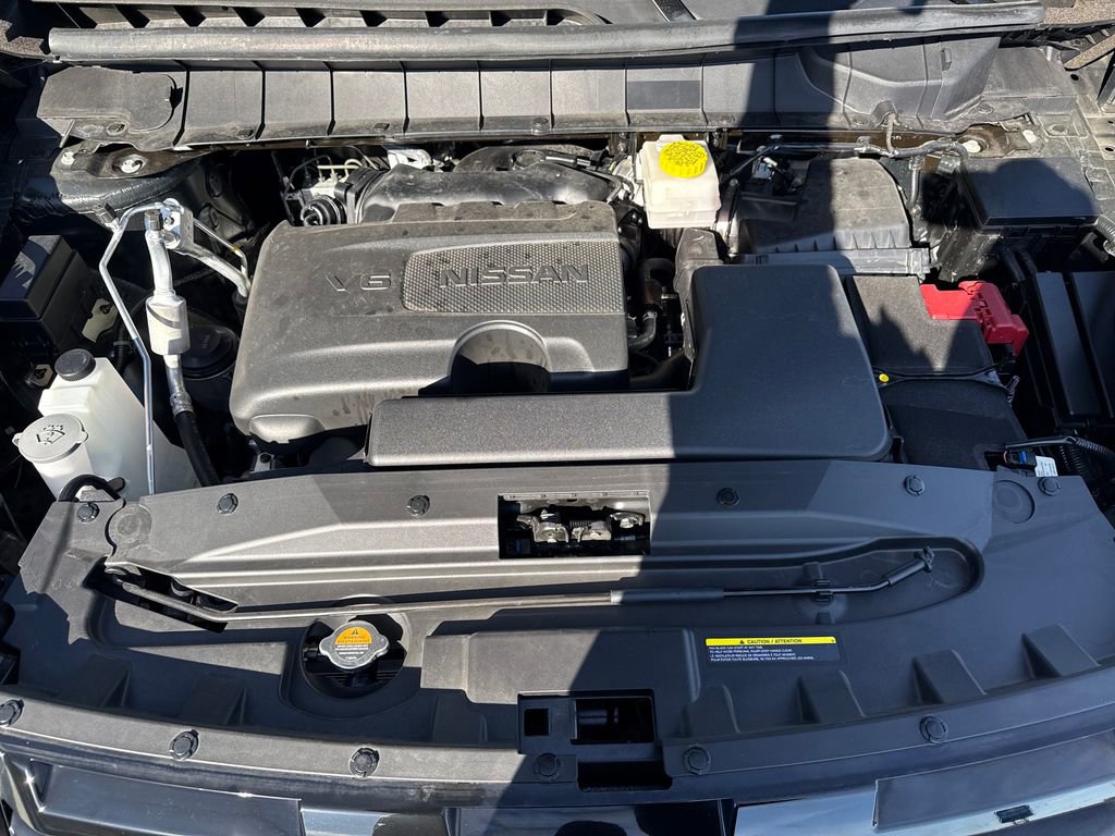 Used 2024 Nissan Pathfinder Platinum w/ Black Appearance Package image 27