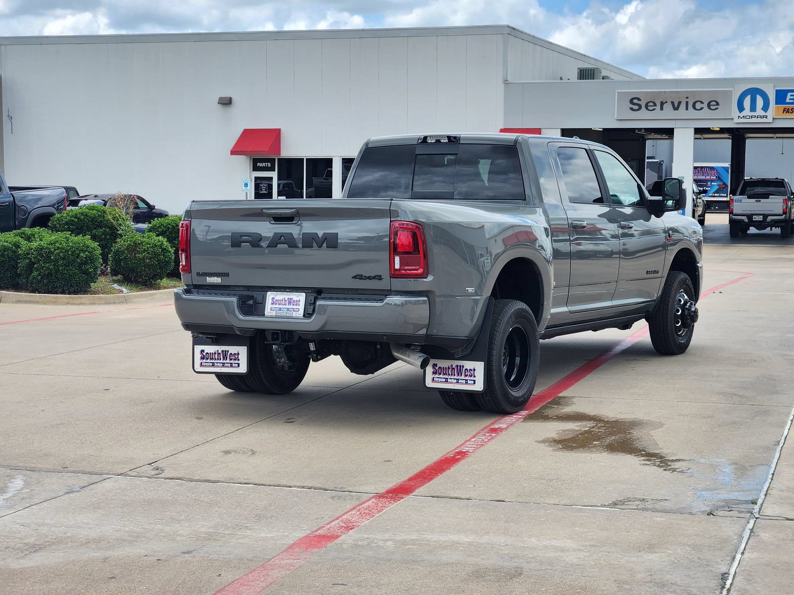 New 2026 RAM 3500 Laramie AWD/4WD image 3