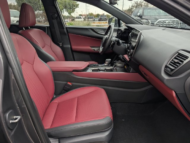 Used 2025 Lexus NX 350h AWD w/ Cold Area Package image 32