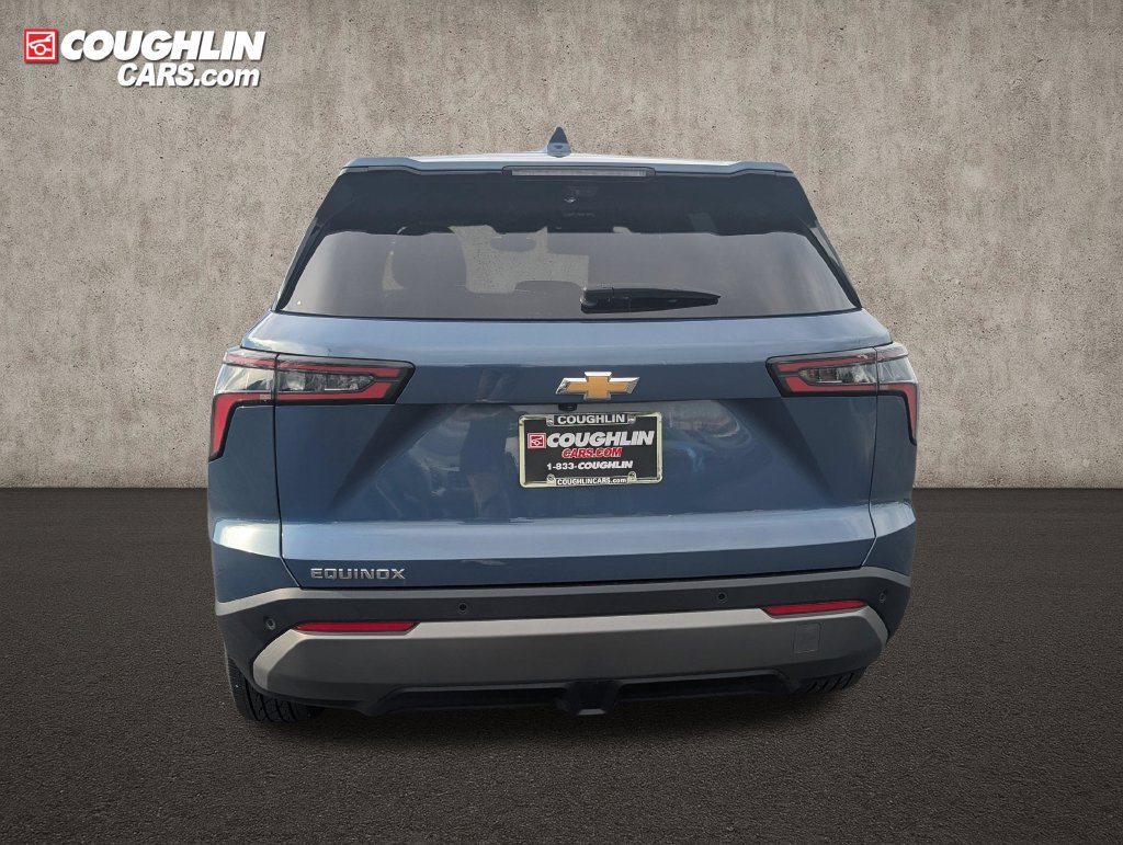 Used 2026 Chevrolet Equinox LT w/ Safety and Technology Package FWD image 6