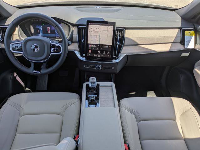 New 2026 Volvo XC90 T8 Plus w/ Protection Package Premier AWD/4WD image 10