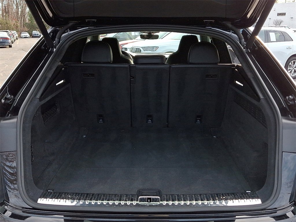 Used 2020 Audi SQ8 Prestige image 30