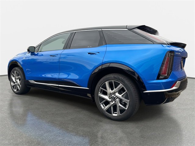 New 2026 Cadillac Optiq Luxury 1 image 4