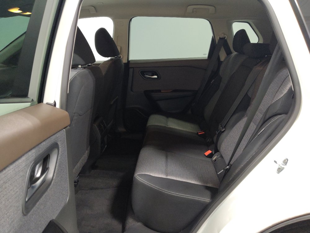 Used 2023 Nissan Rogue SV AWD/4WD image 18
