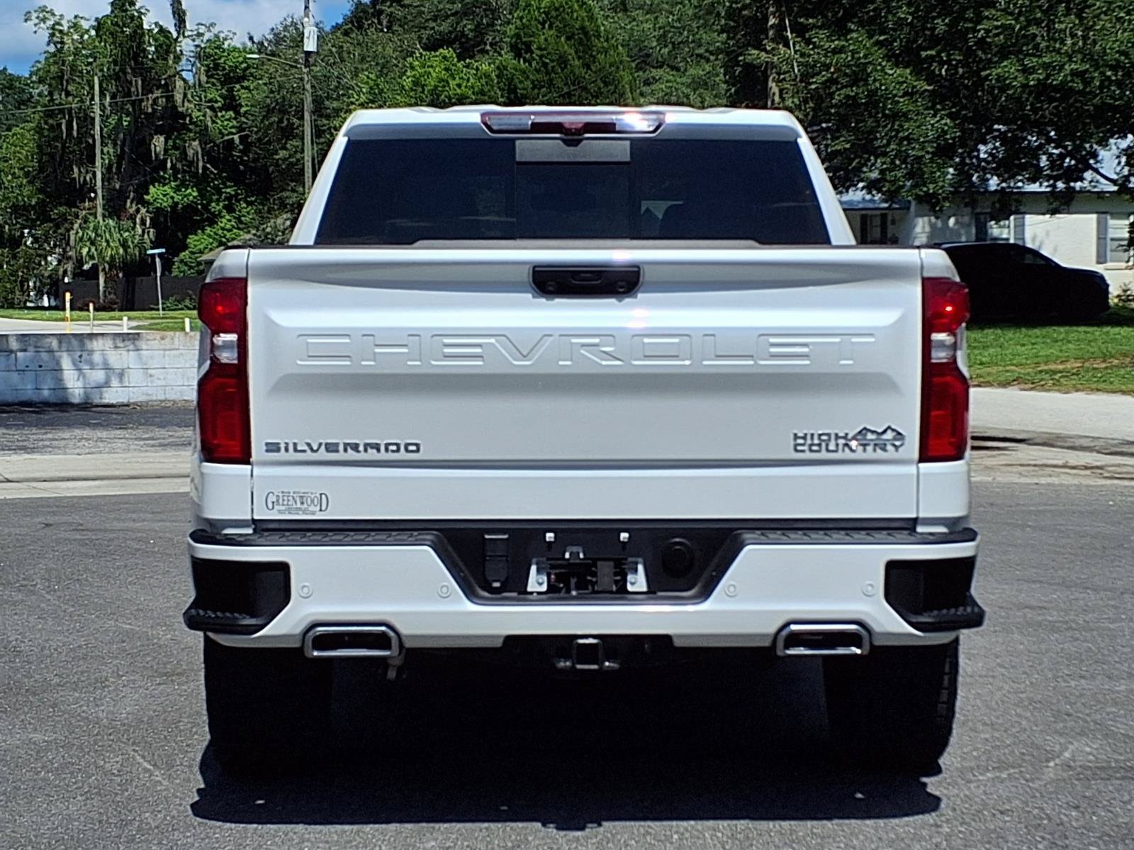 Certified 2024 Chevrolet Silverado 1500 High Country w/ Z71 Off-Road Package AWD/4WD image 5