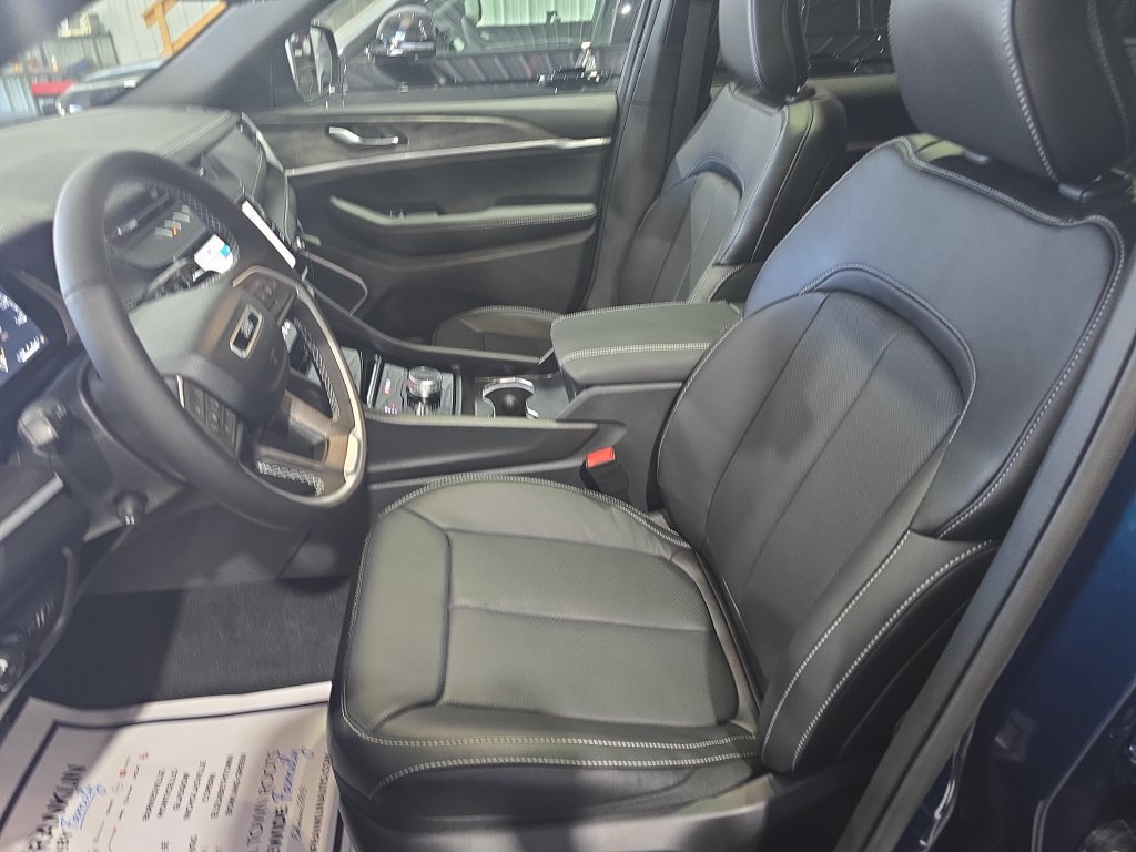 New 2027 Jeep Grand Cherokee L Limited AWD/4WD image 14