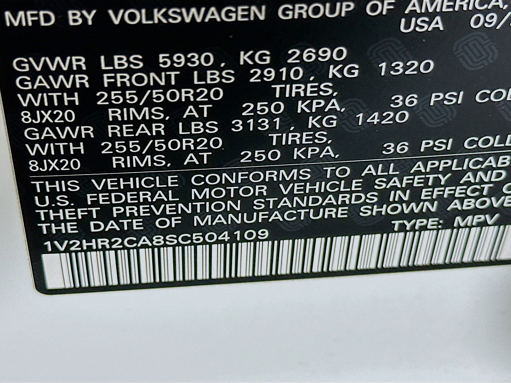 Used 2025 Volkswagen Atlas SE image 12