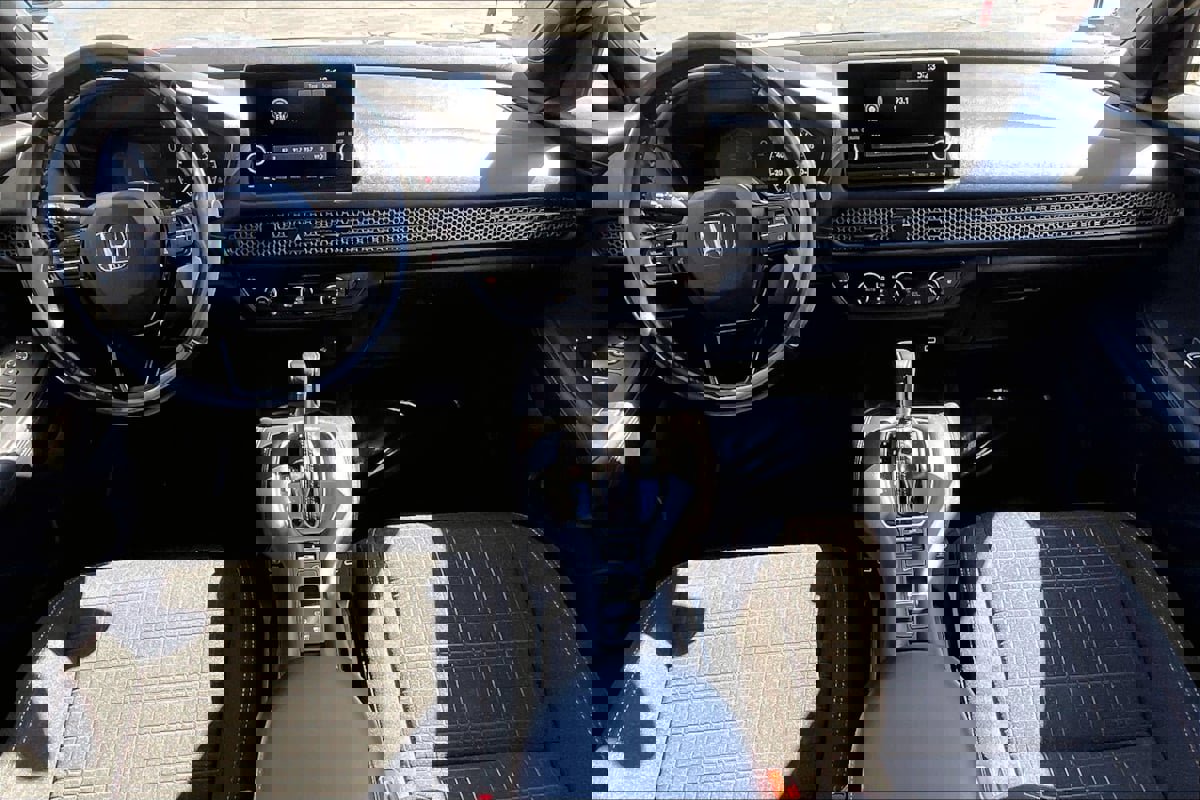 Used 2024 Honda HR-V Sport image 12