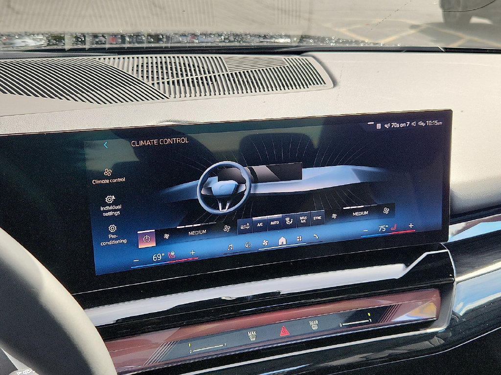 Used 2025 BMW 540i xDrive w/ Premium Package AWD/4WD image 7