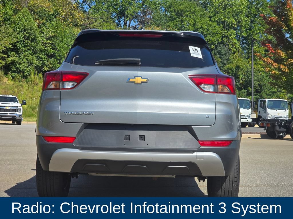 Used 2023 Chevrolet TrailBlazer LT FWD image 3