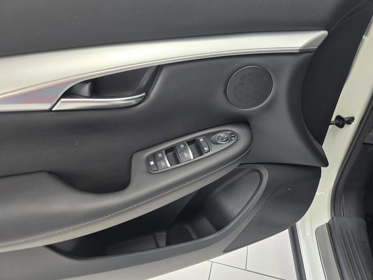 Used 2021 INFINITI QX50 Luxe w/ Cargo Package image 19