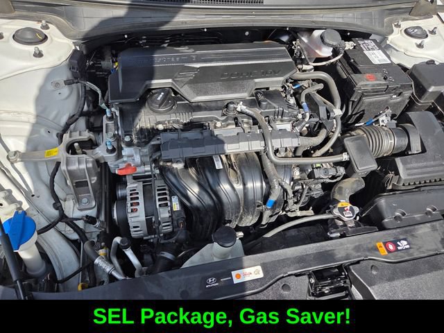 Used 2024 Hyundai Elantra SEL FWD image 17